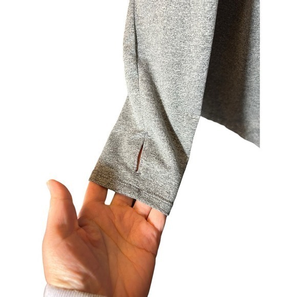 Reebok Top Long Sleeve Grey Stretch Women’s Size Small - Picture 6 of 6